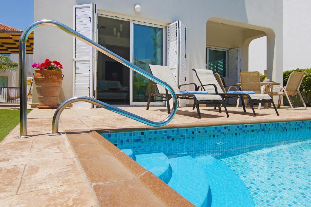 Villa Palm Протарас Екстериор снимка