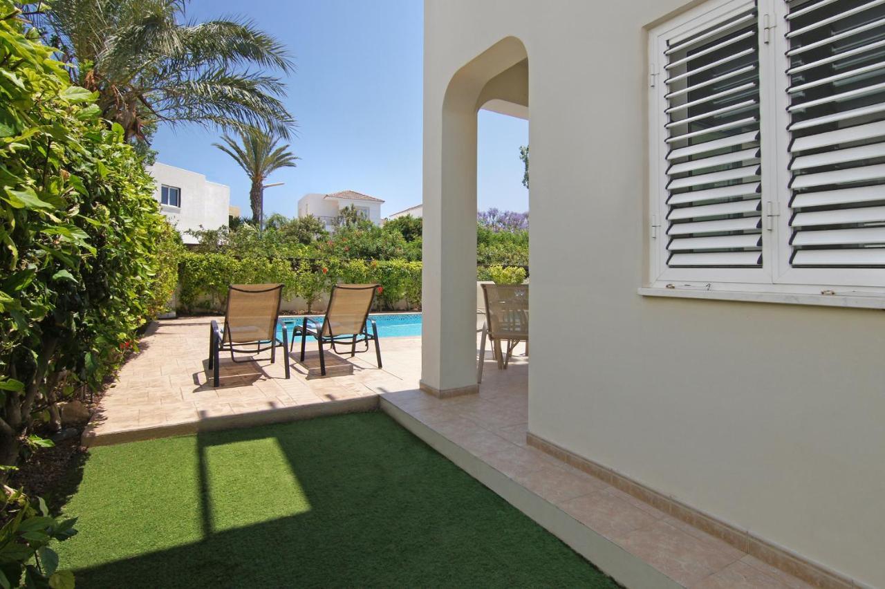 Villa Palm Протарас Екстериор снимка
