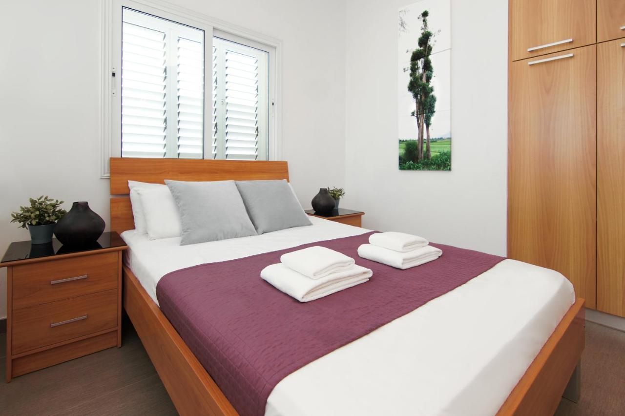 Villa Palm Протарас Екстериор снимка