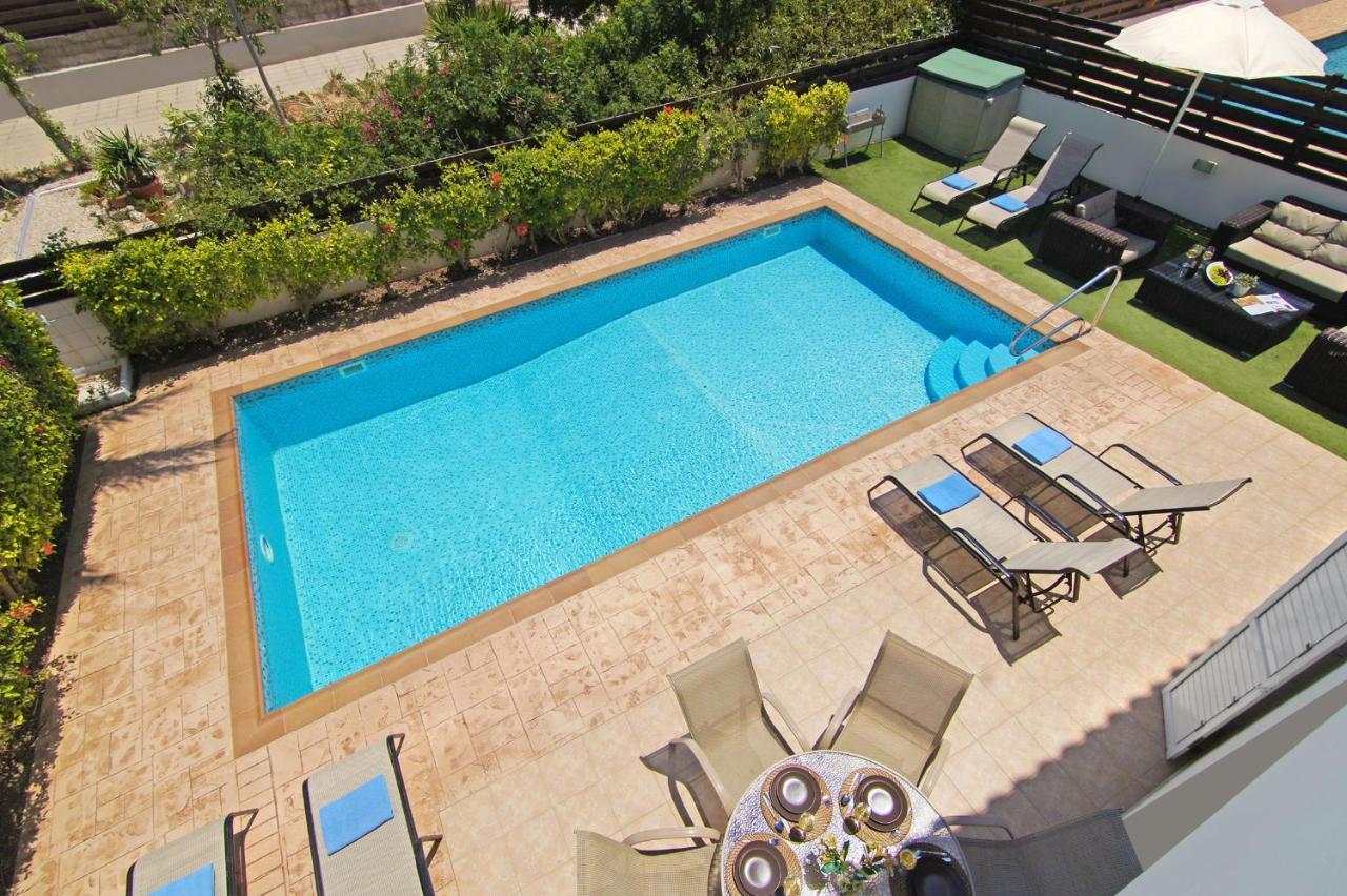 Villa Palm Протарас Екстериор снимка