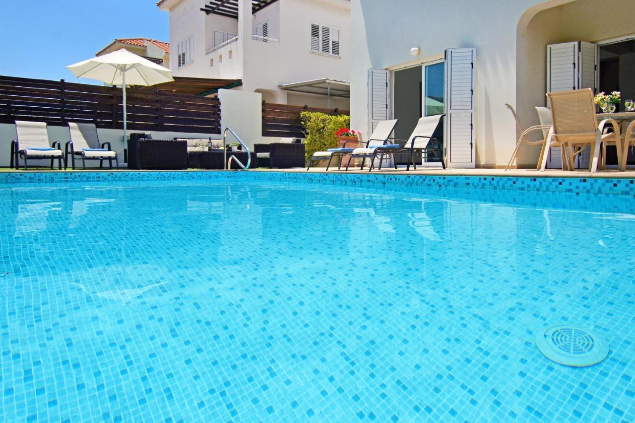 Villa Palm Протарас Екстериор снимка